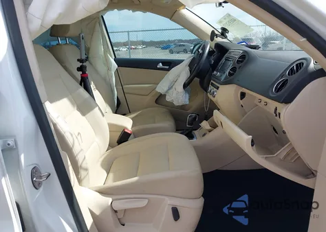 2014 Volkswagen Tiguan Sel из США, поврежденный, VIN WVGAV3AX7EW612909